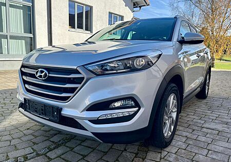 Hyundai Tucson blue Classic 2WD
