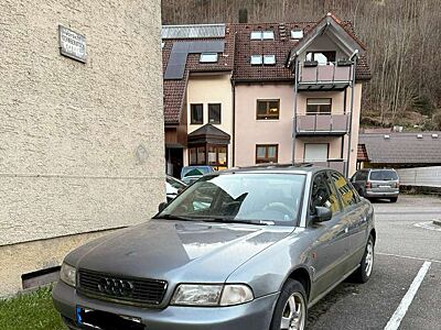 Audi A4 1.6