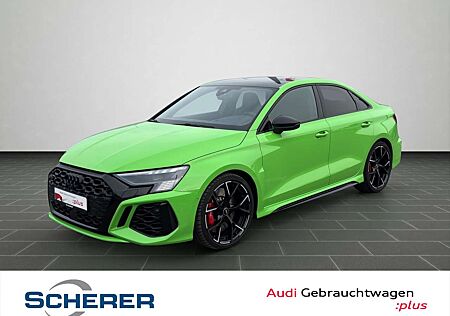 Audi RS3 Limousine 2.5 TFSI S tronic quattro MATRIX R