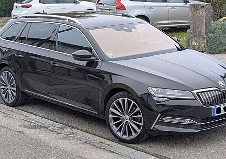 Skoda Superb iV L&K Combi, fast Vollausstattung, 1.HD