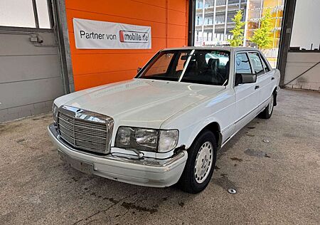 Mercedes-Benz 560 SE Leder Klima Adaptiv Fahrwerk EL.Sitze
