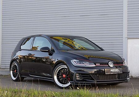 VW Golf Volkswagen VII Lim. GTI Performance*PANO*RFK*NAVI*SHZ*
