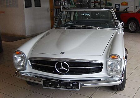 Mercedes-Benz SL 230 W113