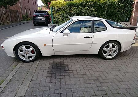 Porsche 944 Targa