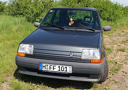 Renault R 5 B/C 40