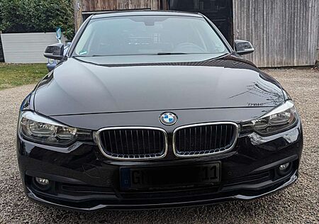 BMW 320d 320 Touring Aut.Advantage