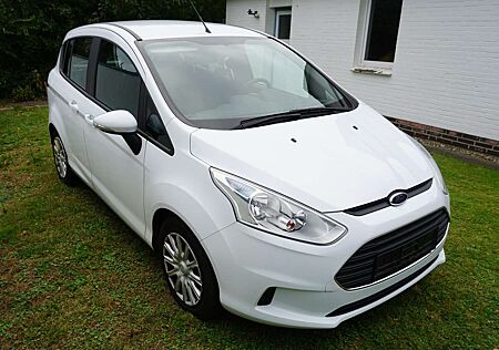 Ford B-Max 1.0 EcoBoost Titanium