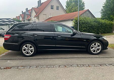 Mercedes-Benz E 250 T CDI DPF BlueEFFICIENCY 7G-TRONIC Avantgarde Navi