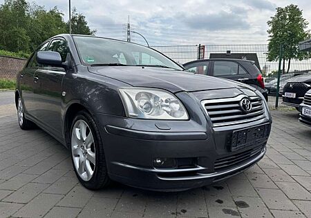Toyota Avensis 2.0 Executive Liftback AUTOMATIK HU / AU NEU