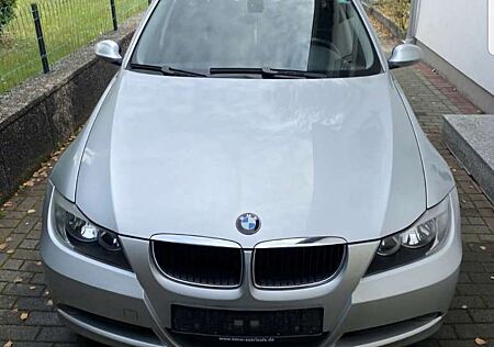 BMW 320i 320 Touring