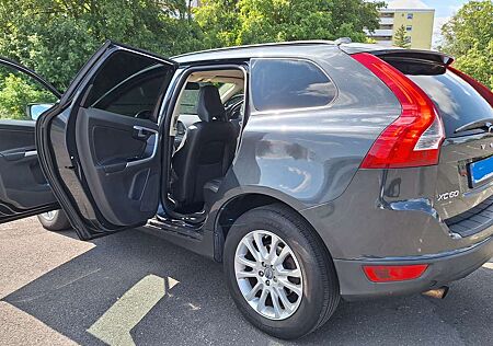 Volvo XC 60 XC60 XC60 D5 AWD Aut. Summum