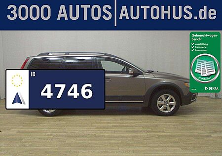 Volvo XC 70 XC70 D5 AWD Momentum Leder AHK Navi HU 07/26 Shz
