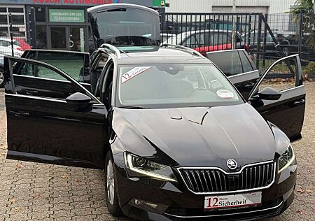 Skoda Superb Combi 2.0TDI Navi Bi-Xenon Kamera PDC ACC