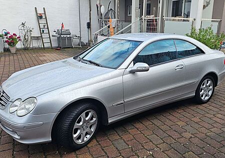 Mercedes-Benz CLK 200 CLK-Klasse+Coupe+Coupe+Kompressor+Automatik+Avantg