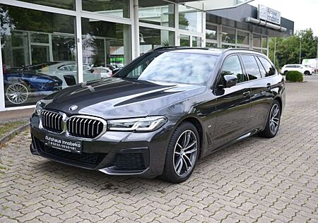 BMW 520d 520 xDrive Touring Aut.*MSportPaket*HeadUp*AHK