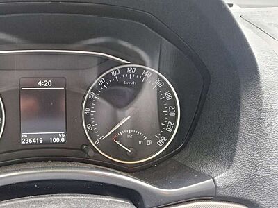 Skoda Octavia 1.8 TSI DSG Elegance Xenon Scheinwefer Frisch TÜV!