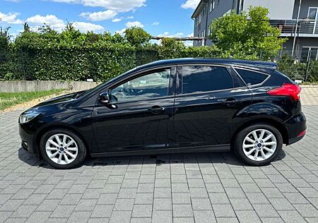 Ford Focus 1.0 EcoBoost Titanium
