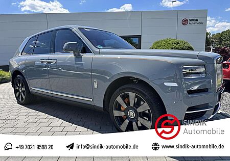 Rolls-Royce Cullinan Silver Badge-4Seater-Starlight-TV-ACC