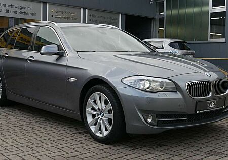 BMW 528 i Touring Autom*Standh*Bi-Xenon*Navi*Leder