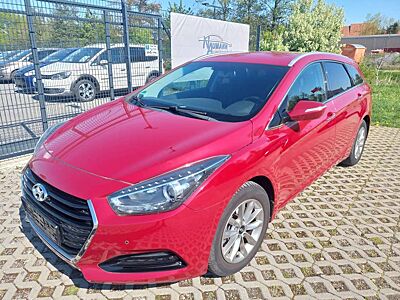 Hyundai i40 i40 Kombi blue 1.7 CRDi DCT Trend
