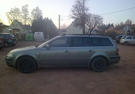VW Passat Variant Volkswagen 2.0 5V