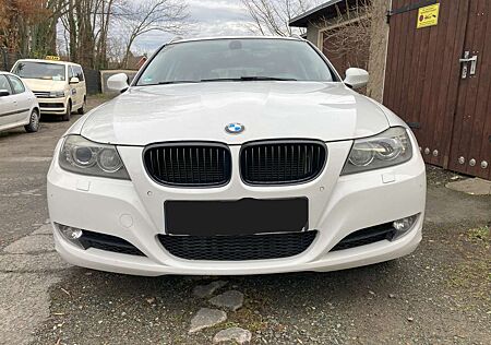 BMW 320d 320 xDrive DPF Touring