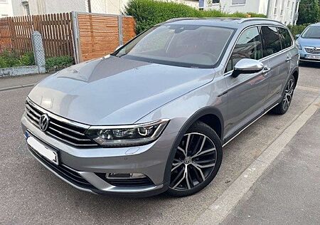 VW Passat Variant Volkswagen Alltrack BMT 4Motion Standh. Pano Leder