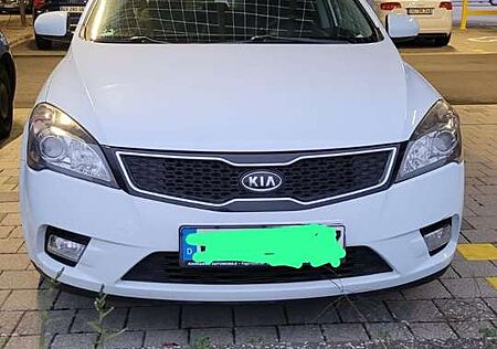 Kia Cee'd Ceed / 1.6 CVVT Vision