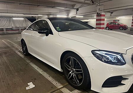Mercedes-Benz E 220 d Coupe 9G-TRONIC AMG Line