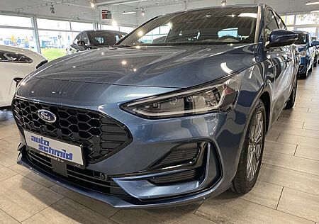 Ford Focus ST-Line X HUD + Matrix + ACC