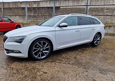 Skoda Superb Combi 2.0 TDI Style