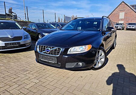 Volvo V70 Kombi Momentum / NAVI / XENON / AHK / LEDER