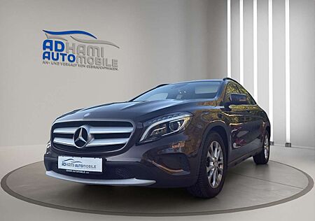 Mercedes-Benz GLA 200 4MATIC-NAVI-LED-XENON-CAM!