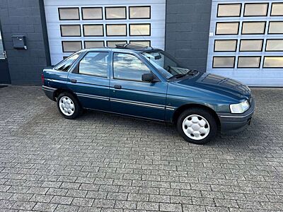 Ford Escort *1. Hand*