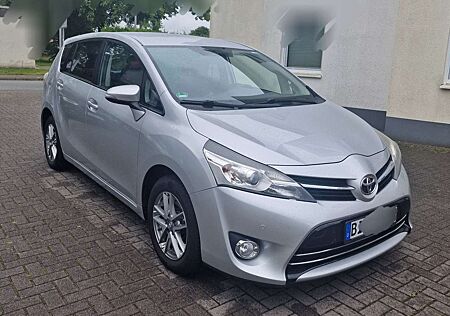 Toyota Verso 1.8 7-Sitzer Edition