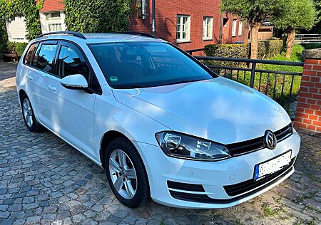 VW Golf Variant Volkswagen 2.0 TDI BlueMotion Technology DSGComf