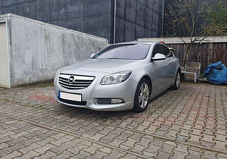 Opel Insignia 2.0 Turbo Sport OPC Line
