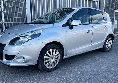 Renault Scenic 1.6 16V -Navi-AHK-SHZ-PDC-TÜV-Garantie