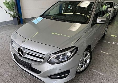 Mercedes-Benz B 180 *AMG-STYLE*URBAN*AUTM*LED*NAVI*TMP*SHZ*KEYL