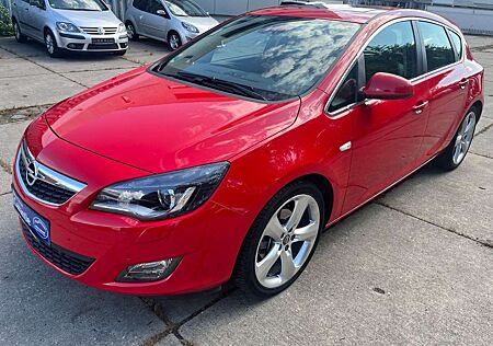 Opel Astra J Lim. 5-trg. Innovation