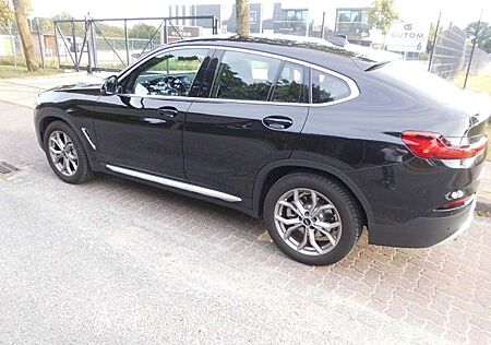 BMW X4 xDrive30i Aut. xLine Sportsitze ,Navi,usw.