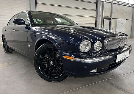 Jaguar XJ 2.7 D Sovereign 4xSHZ LEDER BEIGE XENON NAVI AUTOM