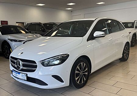 Mercedes-Benz B 200 d *Style*AHK*Navi*LED*Standheiz*PDC*Leder