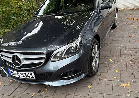 Mercedes-Benz E 300 T BlueTEC HYBRID 7G-TRONIC