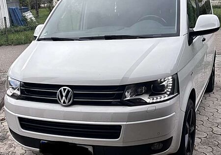 VW T5 Multivan gebraucht kaufen VW T5 Multivan Volkswagen Kurz DSG 4MOTION Edition 25