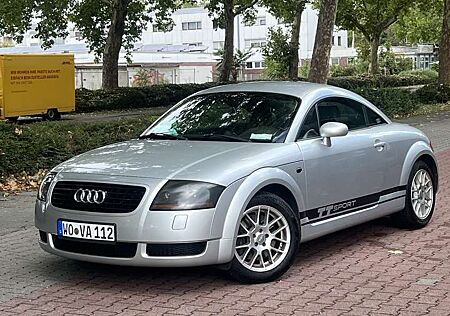 Audi TT 1.8 T Coupe (132kW)