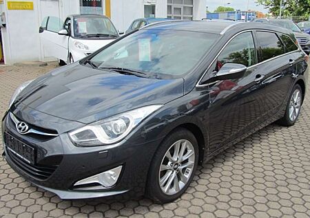 Hyundai i40 i40cw 1.6 Fifa World Cup Edition