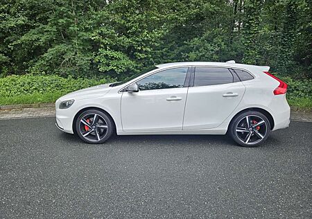 Volvo V40 D3 R Design