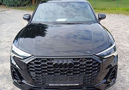 Audi Q3 45 TFSI e S line