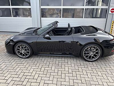 Porsche 992 Carrera Cabriolet